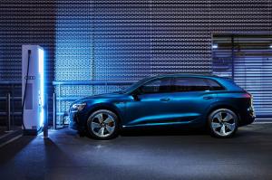Audi e-tron 55 Quattro 2020 года  (AU)